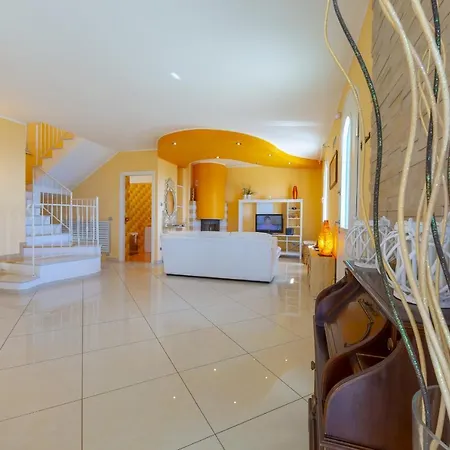 Lalla Villa Porto Maurizio