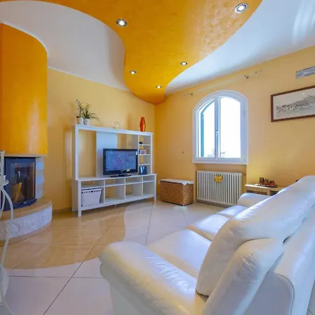 Villa Lalla *