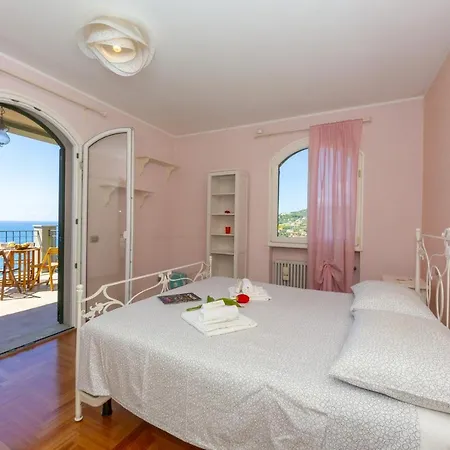 Villa Lalla *