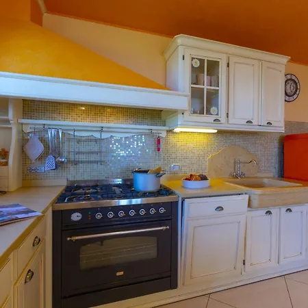 Villa Lalla Porto Maurizio